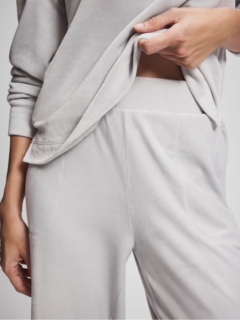 NWT SOMA Velvet Sweat Set - Picture 6 of 8